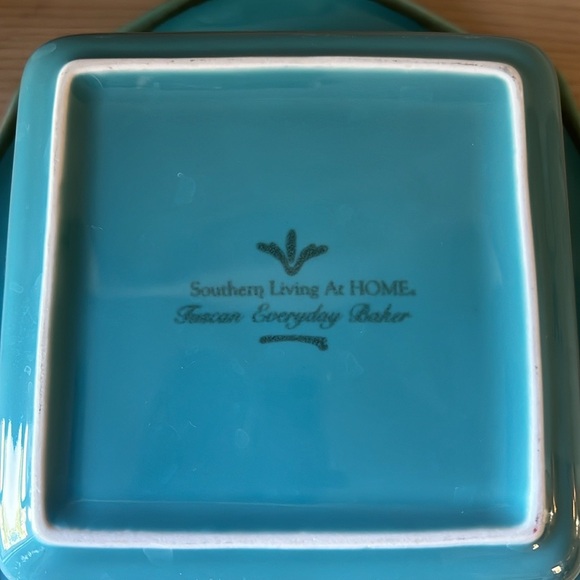 Southern Living At Home Tuscan Everyday Baker Discontinued - Picture 5 of 8
